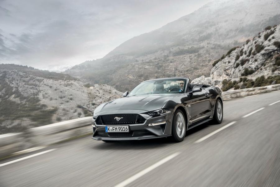  Ford Mustang GT Convertible 2017 года  (EU) (фото 13 из 34)